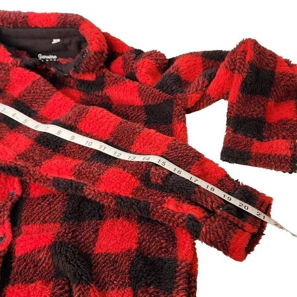 P.J. SALVAGE Genuine Cabin Fever Women's Size Medium Button Front Red Black Plai - Picture 12 of 12